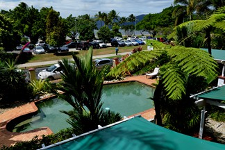 ocean view accommodation cairns